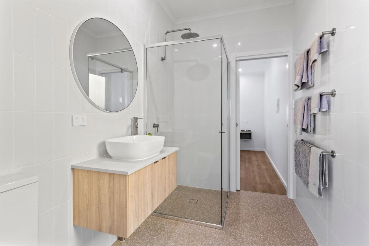 Port Lincoln Beachfront Apartments エクステリア 写真