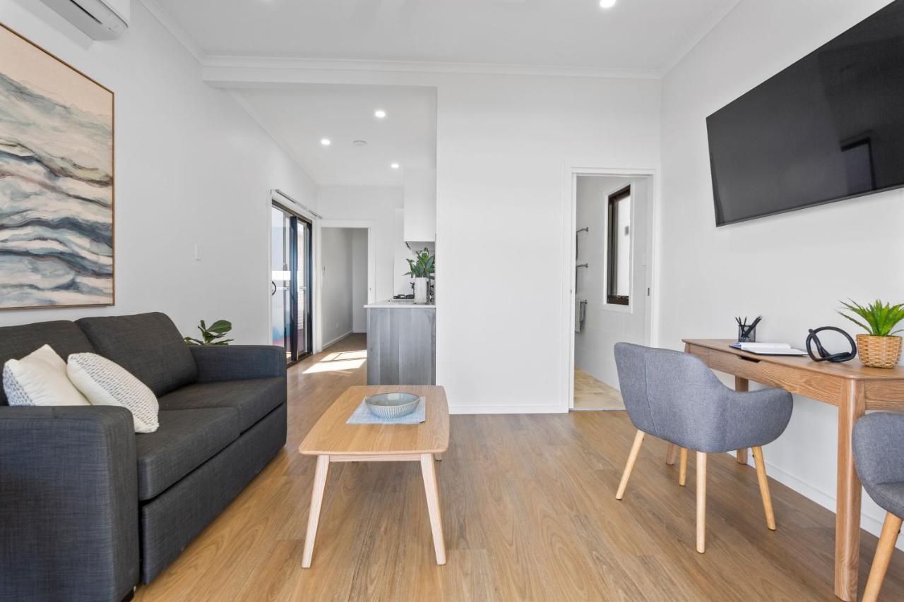 Port Lincoln Beachfront Apartments エクステリア 写真