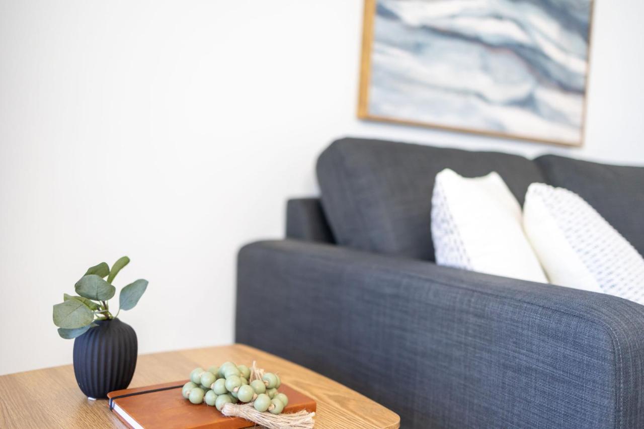 Port Lincoln Beachfront Apartments エクステリア 写真
