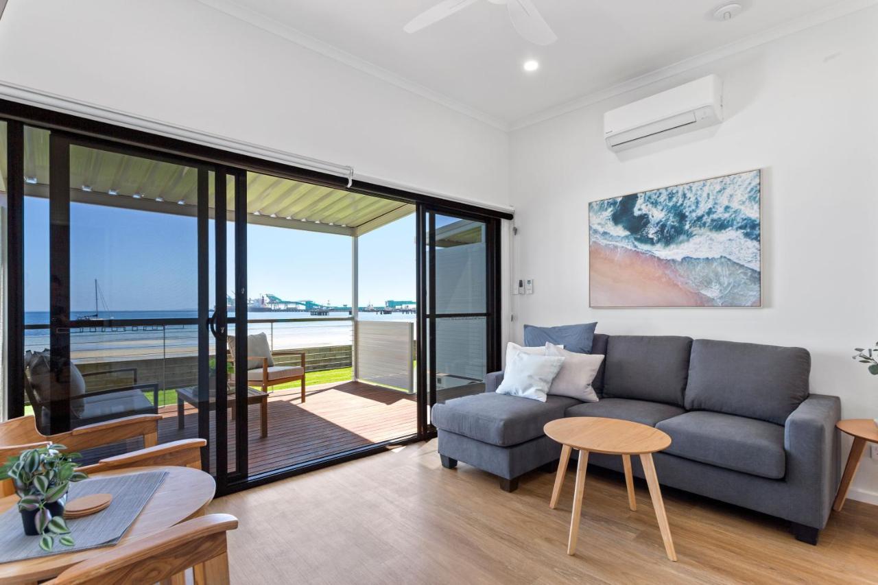 Port Lincoln Beachfront Apartments エクステリア 写真