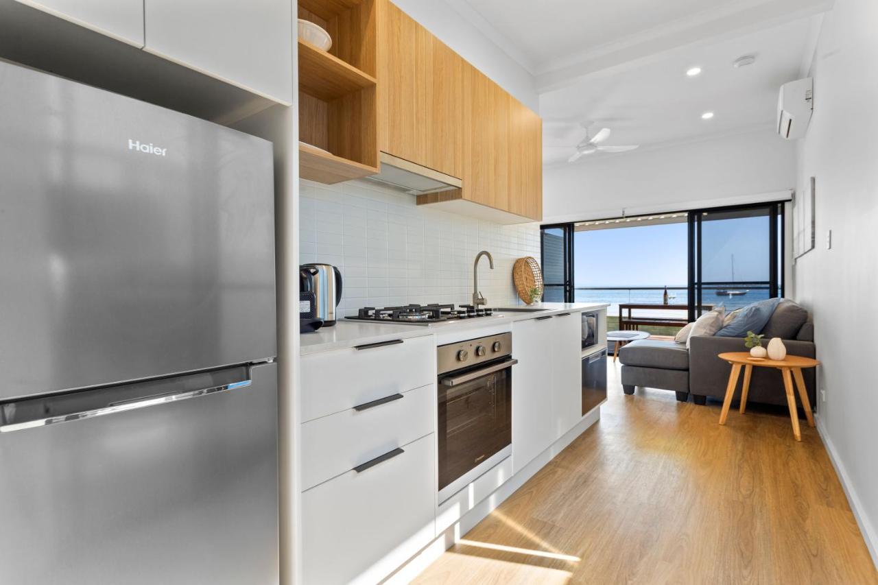 Port Lincoln Beachfront Apartments エクステリア 写真