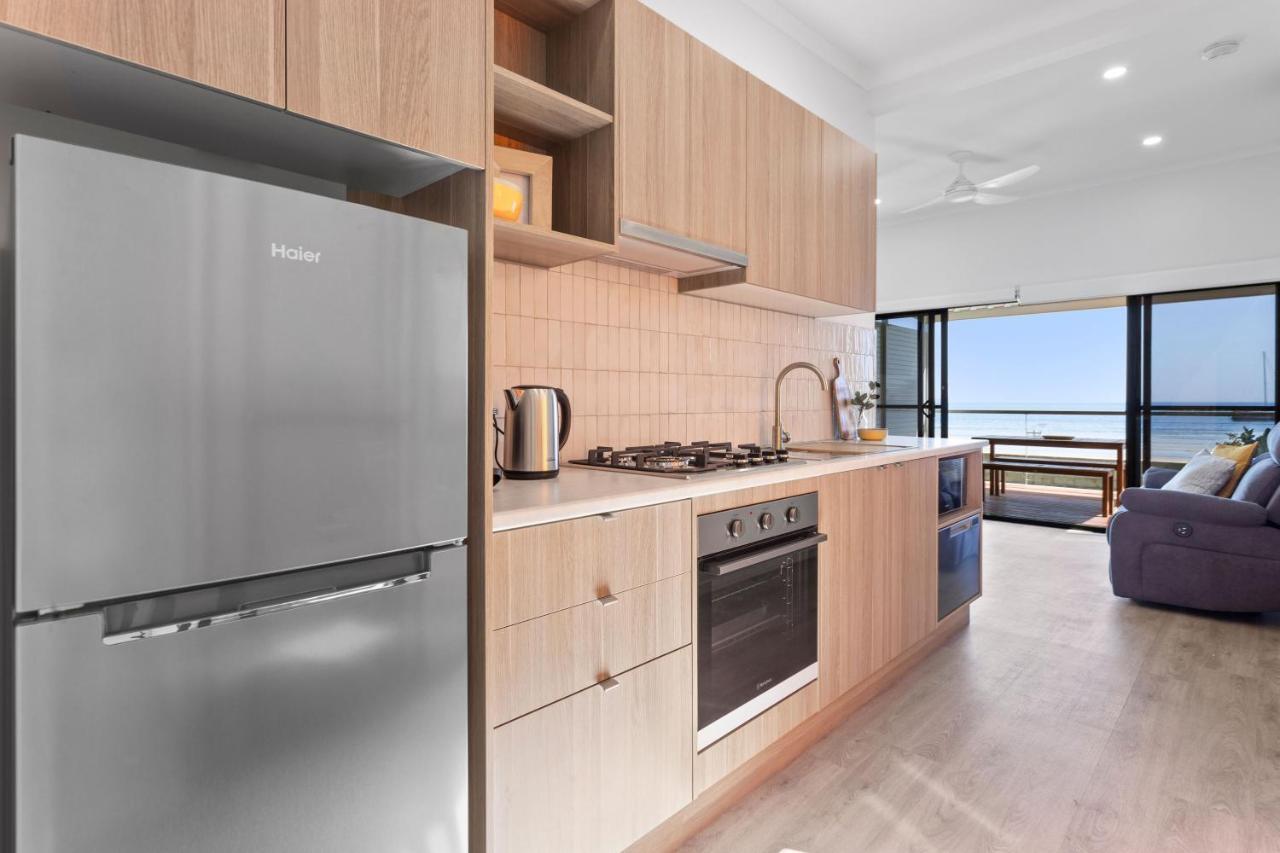 Port Lincoln Beachfront Apartments エクステリア 写真