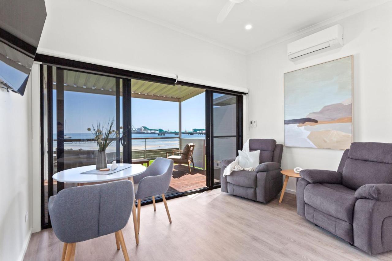 Port Lincoln Beachfront Apartments エクステリア 写真