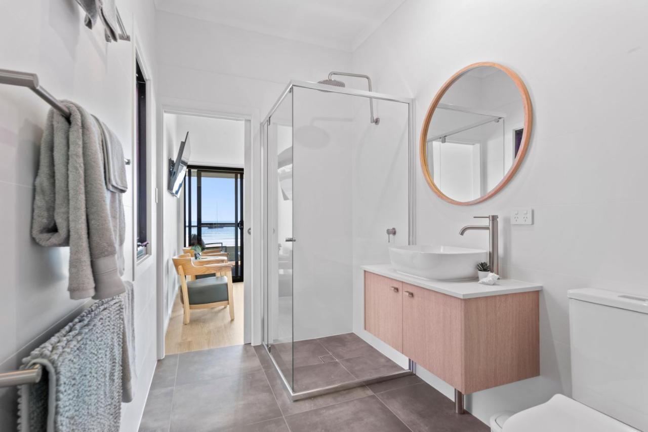 Port Lincoln Beachfront Apartments エクステリア 写真